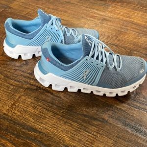 Womens on cloud- size 6